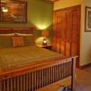 Wildberry Lodge - Bed & Breakfast & Inns