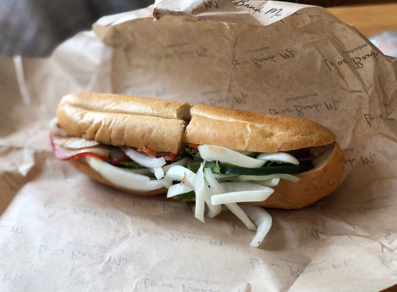 Lotus Cafe & Banh Mi Sandwiches - Chicago, IL