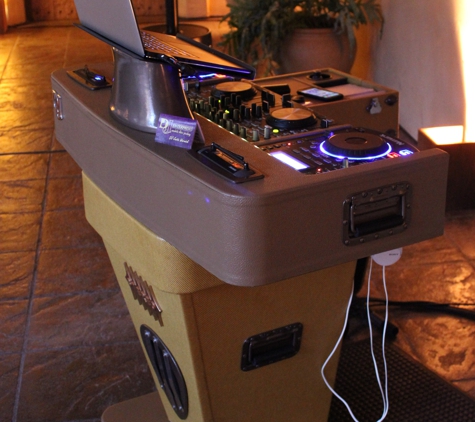 DJ Enterprises Mobile Disc Jockey - Hollister, CA. DJ Booth Hollister Wedding DJ