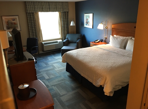 Hampton Inn New York - LaGuardia Airport - East Elmhurst, NY