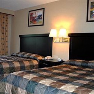 Econo Lodge - West Haven, CT