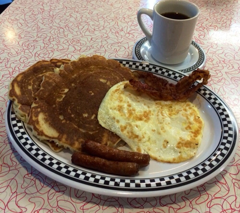 Bristol 45 Diner - Bristol, WI