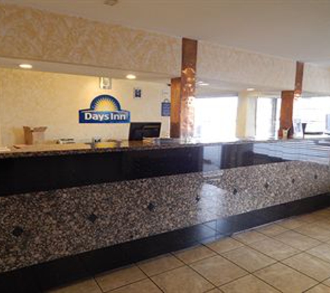 Days Inn - Albuquerque, NM