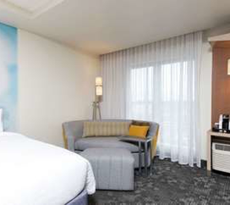 Courtyard by Marriott - Holland, MI