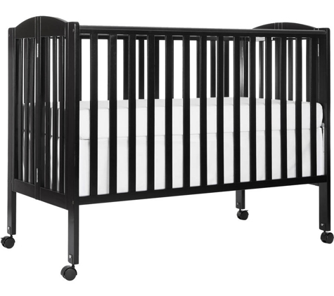 Beverly Medrano - Babierge Independent Trusted Partner - Los Angeles, CA. Full-Size Crib with mattress and linens