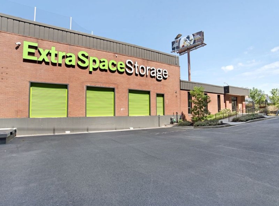 Extra Space Storage - Baltimore, MD