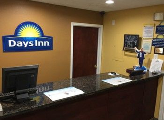 Days Inn - Medford, OR