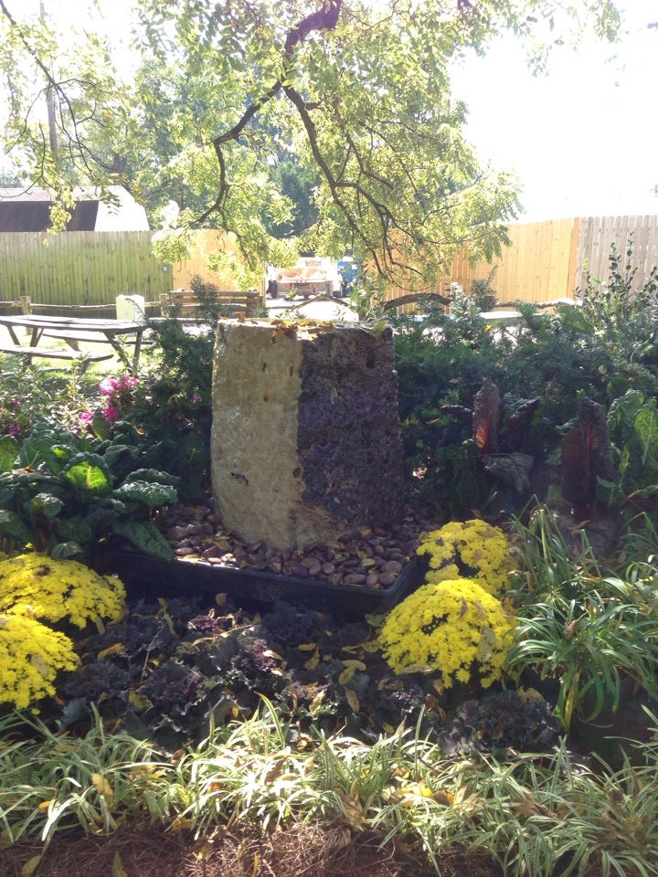 Gurley's Azalea Garden - Memphis, TN 38115