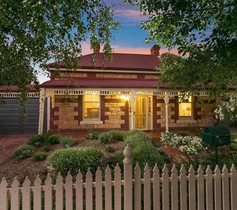 McGrath Real Estate Group - Glenelg East, SA