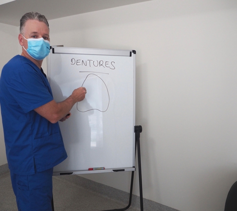 Chris Hewitson Dentures Plus - Bendigo, VIC