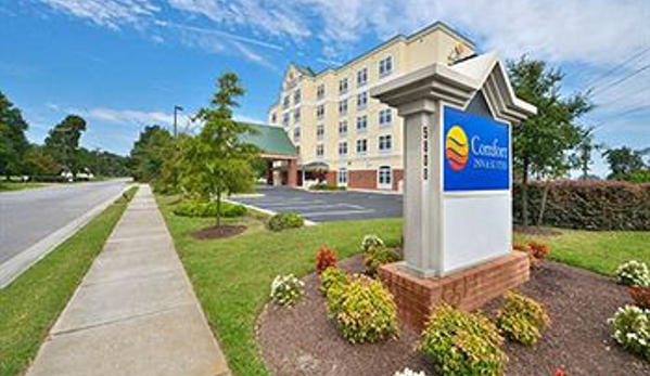 Comfort Inn & Suites Virginia Beach-Norfolk Airport - Virginia Beach, VA