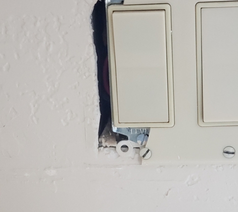 Kitchen Design Expo - Rancho Cordova, CA. They broke a switch plate and didn't say anything