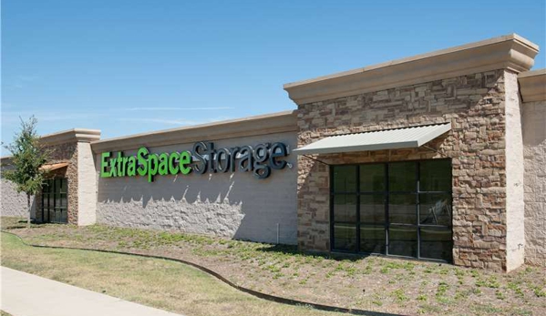 Extra Space Storage - Arlington, TX