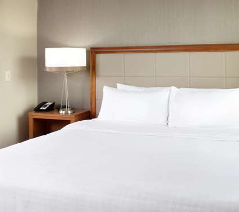 Homewood Suites Pittsburgh Airport - Coraopolis, PA