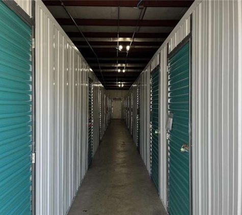 Extra Space Storage - Clearwater, FL