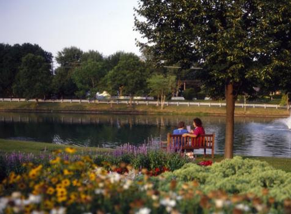 The Moorings of Arlington Heights - Arlington Heights, IL