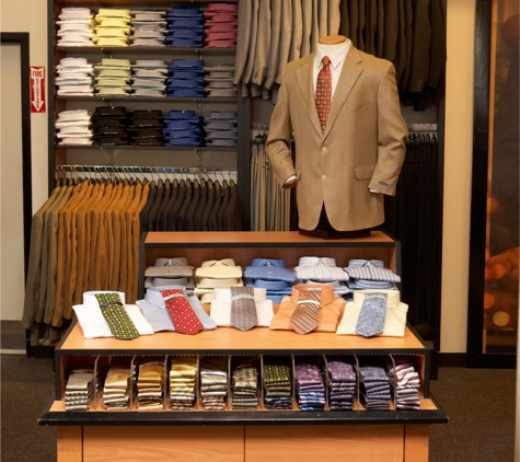 Casual Male XL Outlet - Waterloo, NY