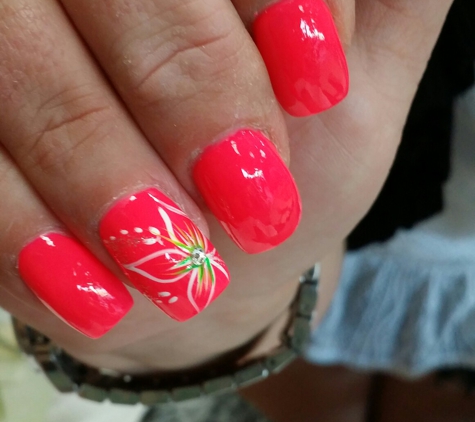 Sola Nails - Burien, WA