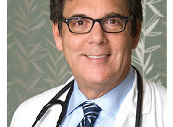 Lawrence A Starr, MD - Chestnut Hill, MA