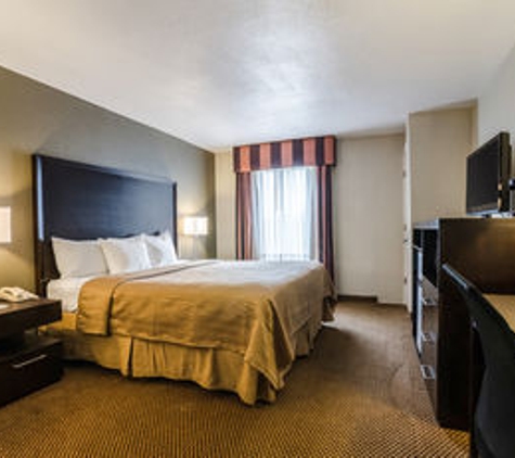 Quality Inn & Suites - Winfield, KS