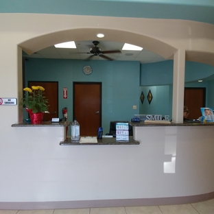 Best Smile Dental - Garland, TX. Front Desk