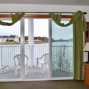 Longliner Lodge and Suites