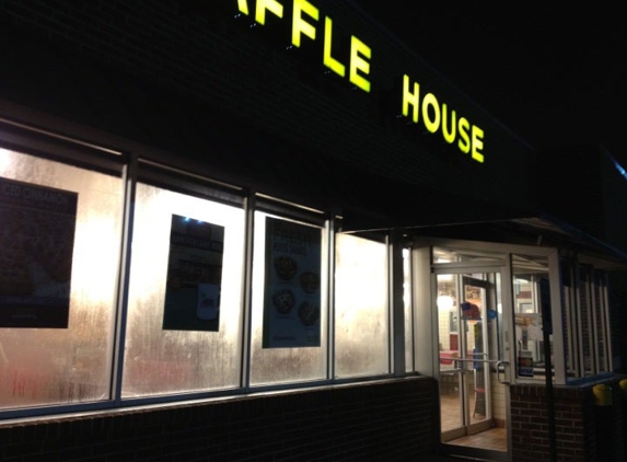 Waffle House - Opelika, AL