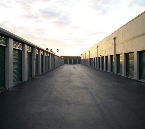 Extra Space Storage - Cutler Bay, FL