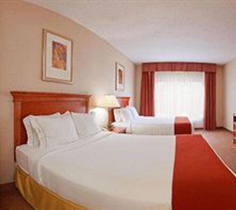 Holiday Inn Express & Suites Detroit - Utica - Utica, MI