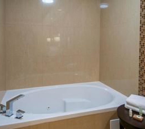 Best Western Plus JFK Inn & Suites - North Little Rock, AR