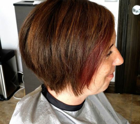 Hair By Jenny T in The Salons @ University Oaks - Round Rock, TX