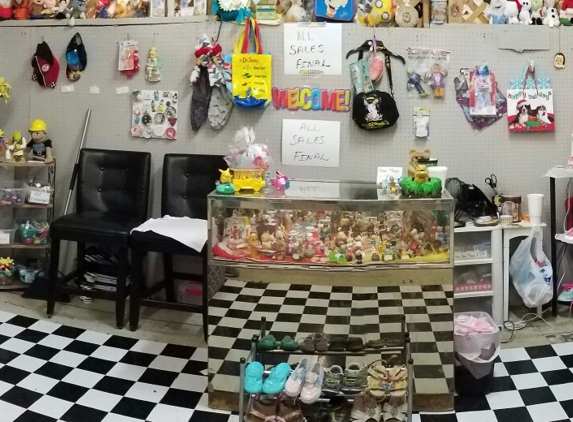 Bandera Flea Market - San Antonio, TX. Space I-11 A AND V TOYS AND COLLECTIBLES. Come by and VISIT US