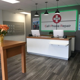 CPR Cell Phone Repair North Kansas City - Kansas City, MO. CPR Cell Phone Repair North Kansas City MO - Store Interior