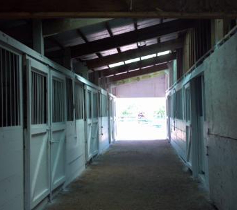 River View Equestrian Center - Berlin, WI