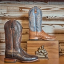Ariat - Clothing Stores