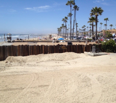 Dory Fishing Fleet Market - Newport Beach, CA