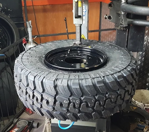 Richo's Tyres 2 U - Rocksberg, QLD