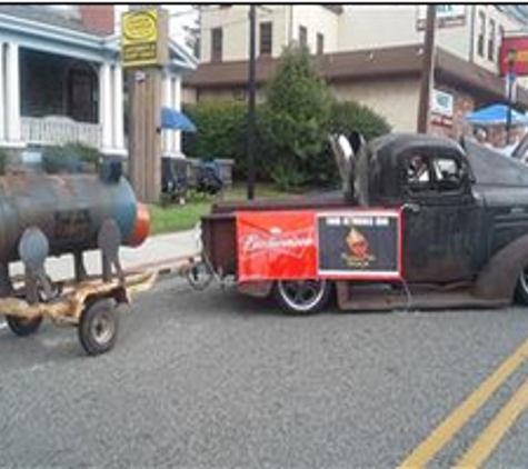 Phamous Phil's BBQ and Catering - Royersford, PA