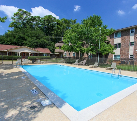 Rollingwood Apartments - Vestavia, AL