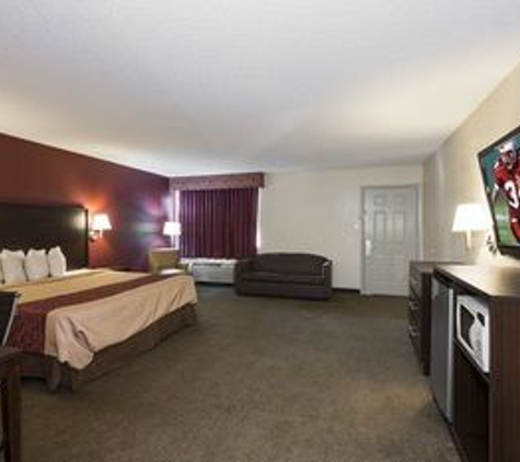 Red Roof Inn - Acworth, GA