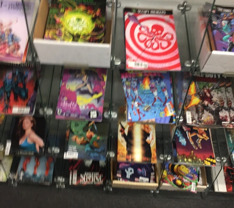 Continental Comics - Northridge, CA