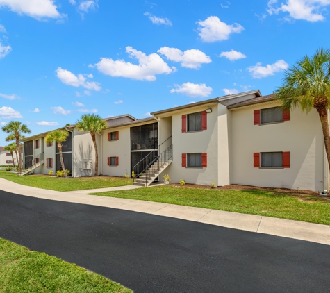 The Lodge at Woodlake Apartments - Lakeland, FL