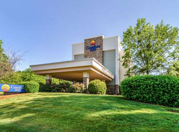 Comfort Inn Raleigh Midtown - Raleigh, NC