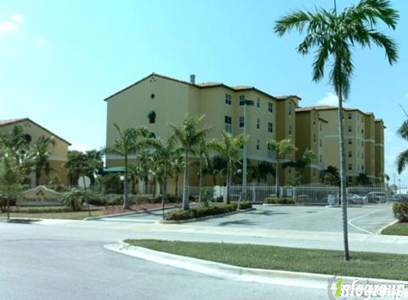 Pinnacle Palms Apartments - West Palm Beach, FL