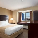 Microtel Inn & Suites by Wyndham Marion/Cedar Rapids - Hotels