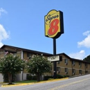 Super 8 by Wyndham Homewood Birmingham Area - Motels