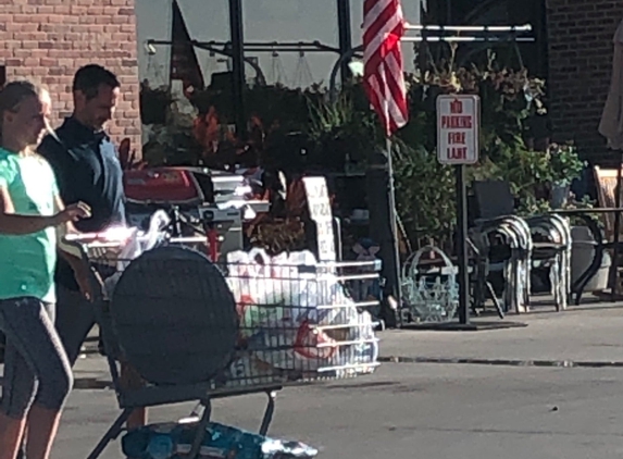 Hy-Vee - Omaha, NE