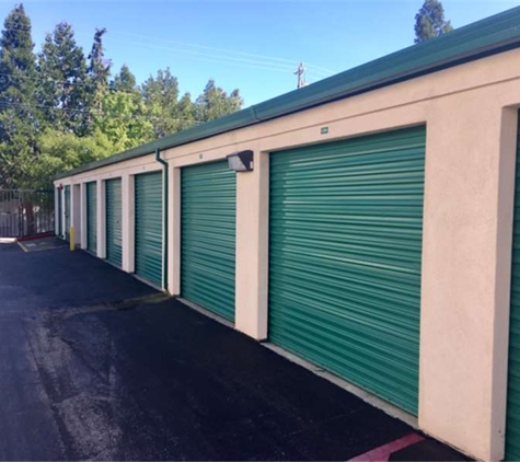 Extra Space Storage - Scotts Valley, CA