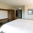 Holiday Inn Express & Suites Lexington NW-the Vineyard by IHG
