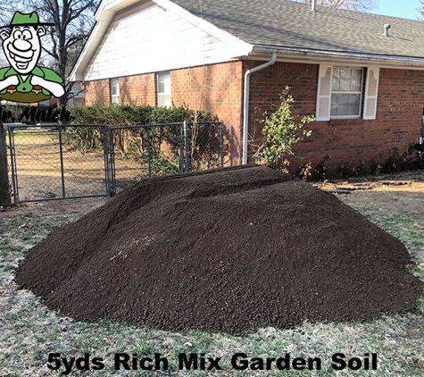 Mr. Mulch - Oklahoma City, OK. Rich Mix Garden Soil Topsoil Dirt delivered in OKC, Oklahoma City, Moore, Norman OK